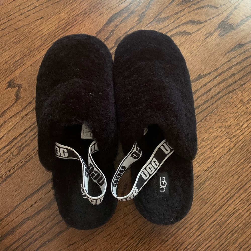 Fluff yeah closed toe UGG slippers